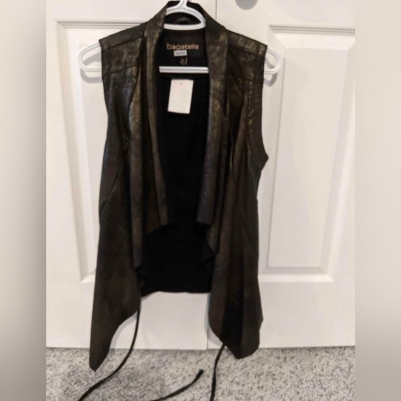 Bagatelle Women's (Medium) Brown Faux Suede Leather Vest With Waterfall Collar - Picture 1 of 4